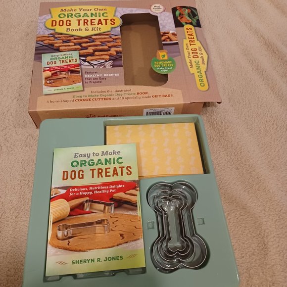 🎁🥳👍EVERYTHING PETS HOST PICK 👍🥳🎁 Dog Treat Baking Kit - Picture 3 of 4